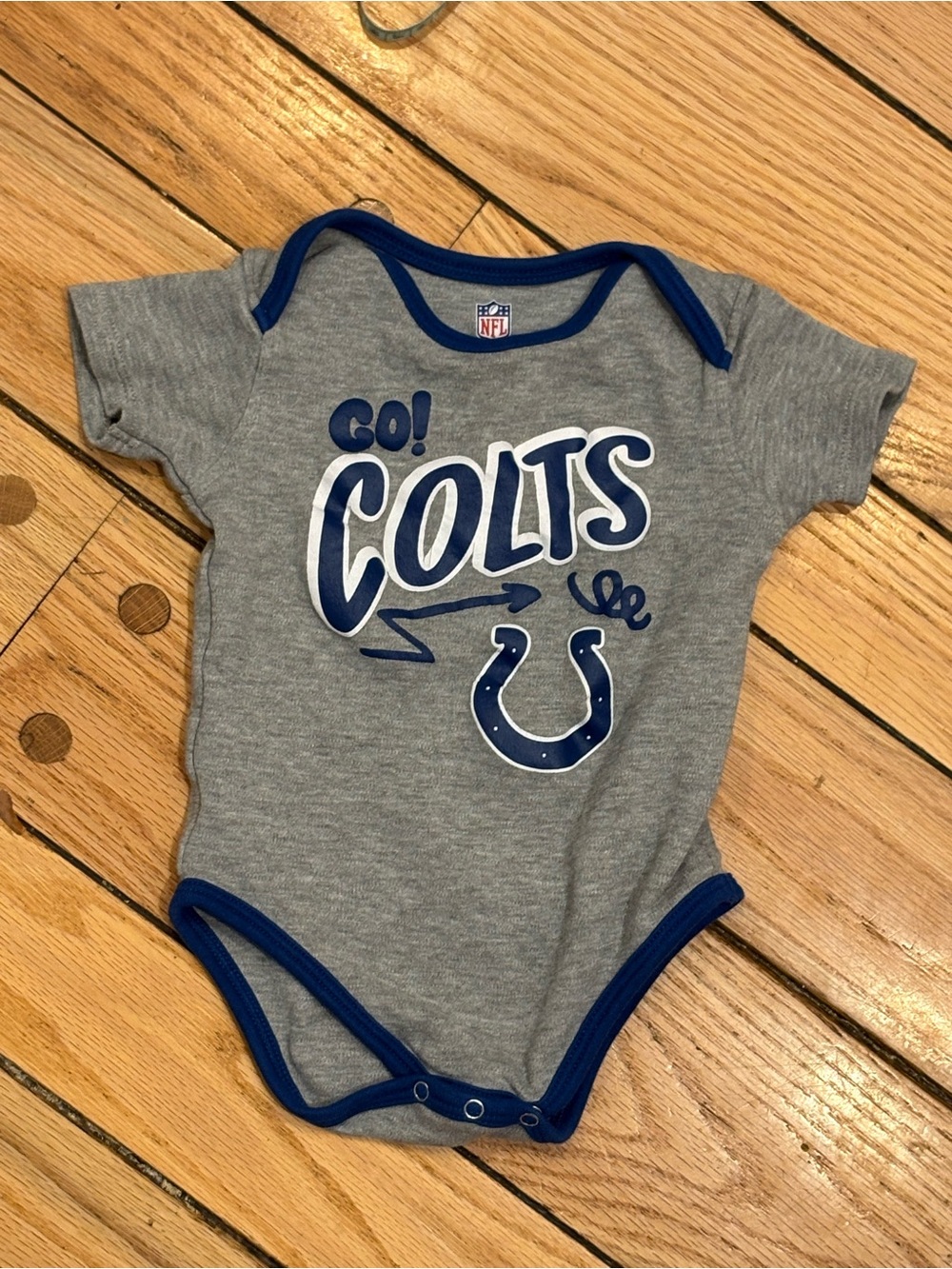 NFL Indianapolis Colts Football Gray & Blue One-Piece Bodysuit 18 months